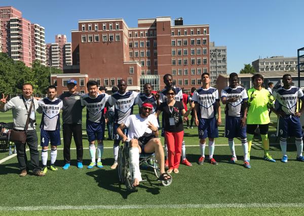 留学生足球队勇夺2017年部属师范大学国际学生足球邀请赛冠军