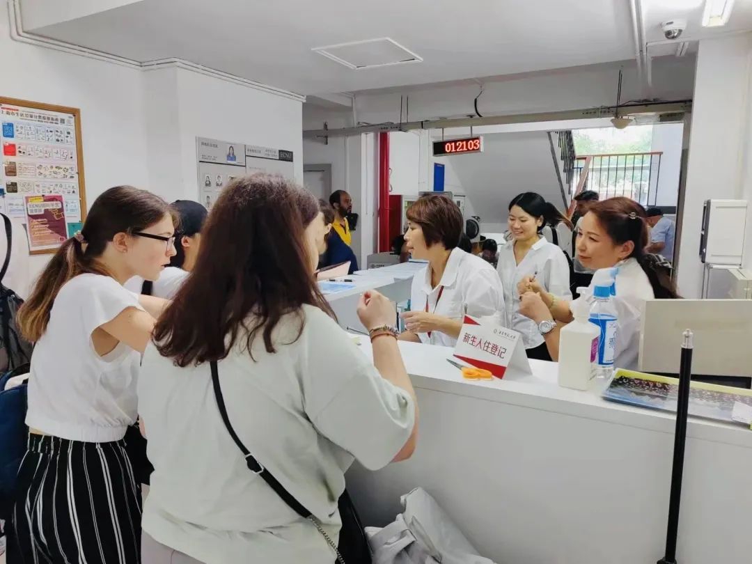 1699576062826726.jpg 640.jpg